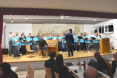 Der Männerchor "Harmonie und die "Klangfarben" gemeinsam auf der Bühne